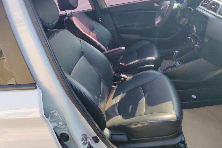 Used Hyundai Verna (older generation) 2017 1.4L Automatic YueXiang Edition China V-standard Right Front Seat