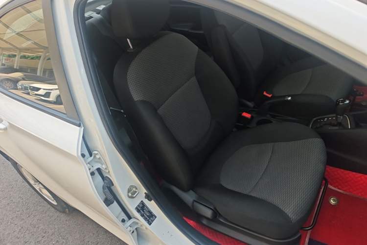 Used Hyundai Verna (older generation) 2017 1.4L Automatic YueXiang Edition China VI Standard Right Front Seat