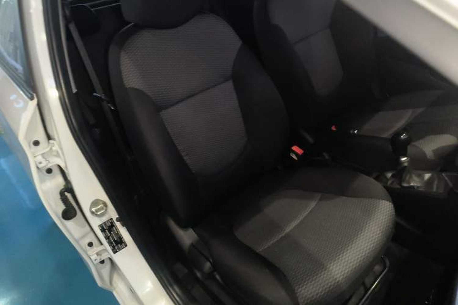 Used Hyundai Verna (older generation) 2017 1.4L Manual Refreshed Version China V Standard Right Front Seat