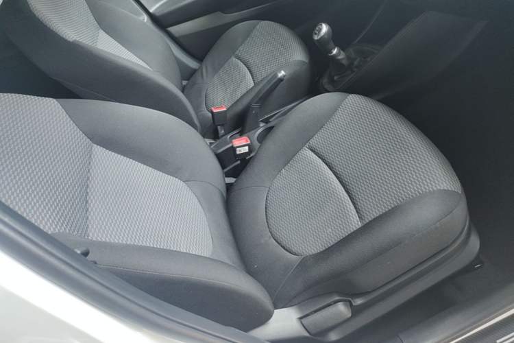 Used Hyundai Verna (older generation) 2017 1.4L Manual Huancai Edition China V Standard Right Front Seat