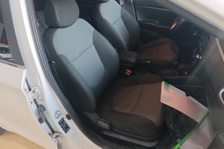 Used Hyundai Verna (older generation) 2017 1.4L Automatic YueXiang Edition China V-standard Right Front Seat
