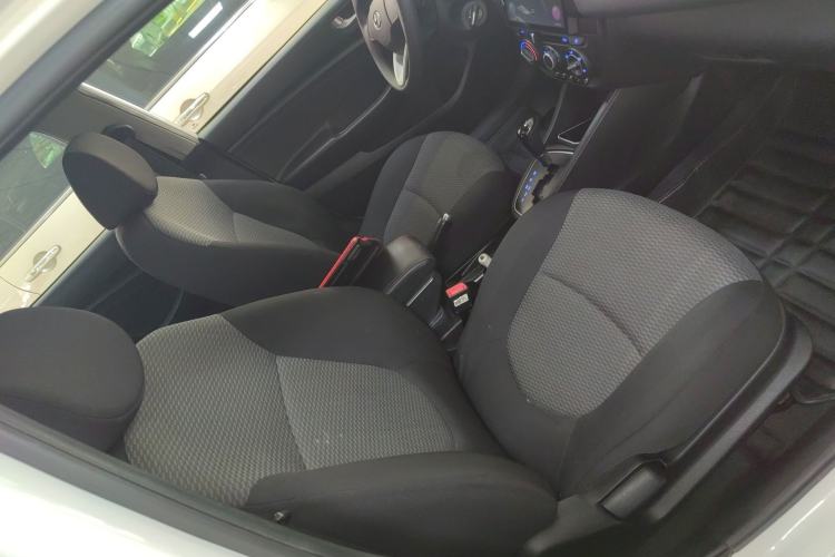 Used Hyundai Verna (older generation) 2017 1.4L Automatic YueXiang Edition China V-standard Right Front Seat