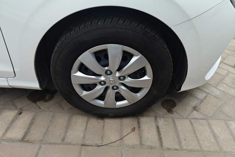 Used Hyundai Verna (older generation) 2017 1.4L Manual Refreshed Version China V Standard Right Front Wheel Hub