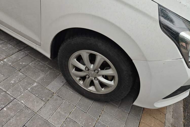 Used Hyundai Verna (older generation) 2017 1.4L Manual Refreshed Version China V Standard Right Front Wheel Hub