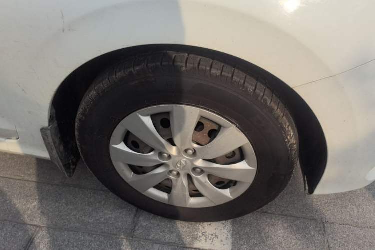 Used Hyundai Verna (older generation) 2017 1.4L Manual Refreshed Version China VI Standard Right Front Wheel Hub