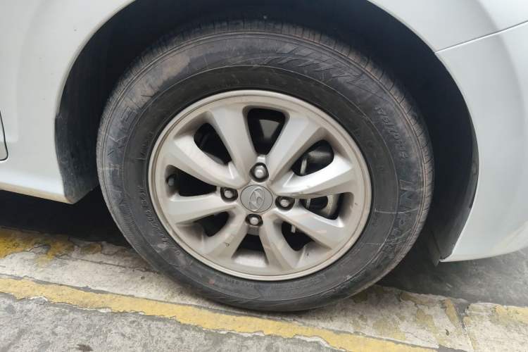 Used Hyundai Verna (older generation) 2017 1.4L Automatic YueXiang Edition China V-standard Right Front Wheel Hub