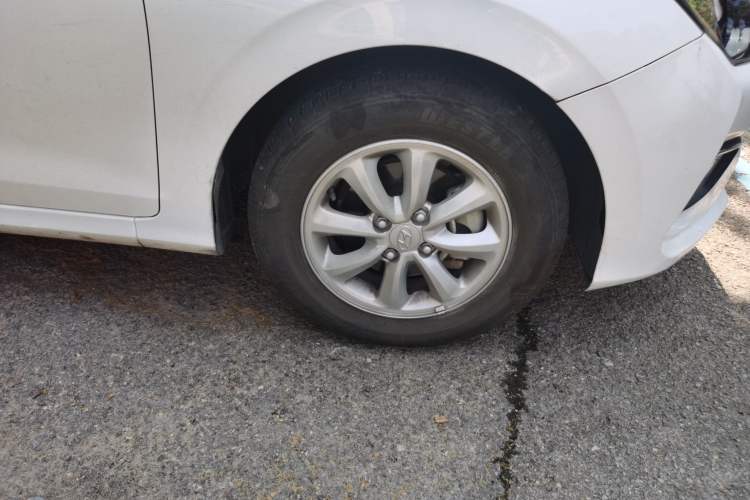 Used Hyundai Verna (older generation) 2017 1.4L Automatic YueXiang Edition China V-standard Right Front Wheel Hub