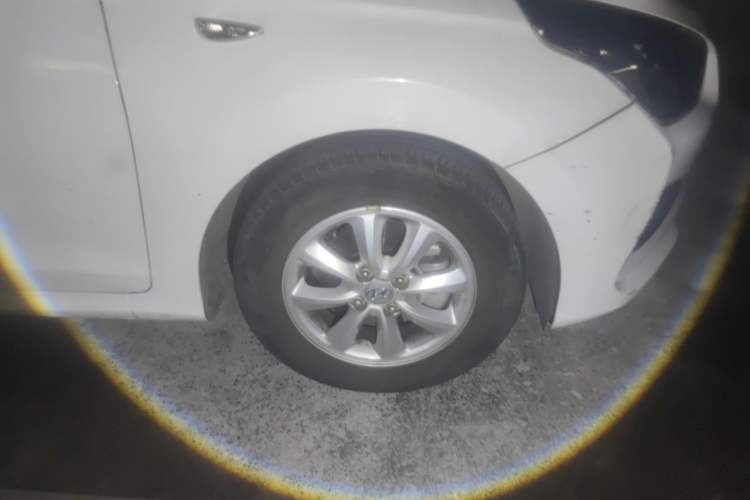 Used Hyundai Verna (older generation) 2017 1.4L Automatic YueXiang Edition China V-standard Right Front Wheel Hub