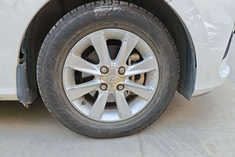 Used Hyundai Verna (older generation) 2017 1.4L Manual Refreshed Version China VI Standard Right Front Wheel Hub