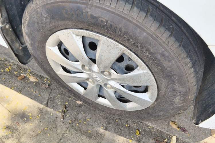 Used Hyundai Verna (older generation) 2017 1.4L Manual Refreshed Version China VI Standard Right Front Wheel Hub