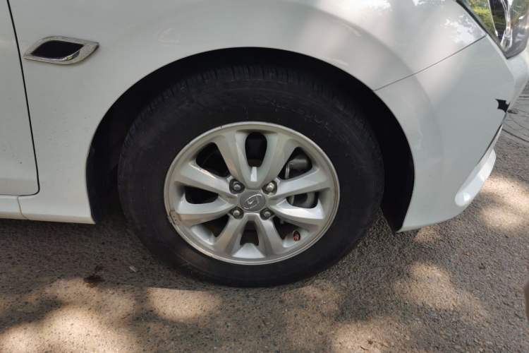 Used Hyundai Verna (older generation) 2017 1.4L Automatic YueXiang Connected Version China V Standard Right Front Wheel Hub