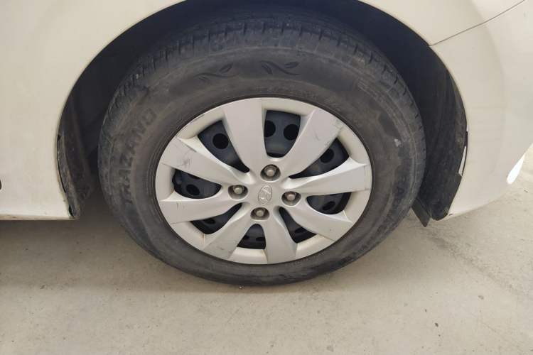 Used Hyundai Verna (older generation) 2017 1.4L Manual Refreshed Version China V Standard Right Front Wheel Hub