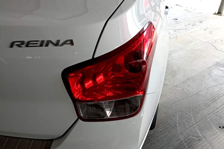 Used Hyundai Verna (older generation) 2017 1.4L Automatic YueXiang Edition China V-standard Right Rear Taillight