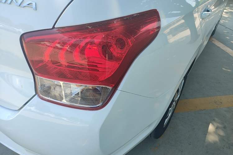 Used Hyundai Verna (older generation) 2017 1.4L Manual Refreshed Version China V Standard Right Rear Taillight