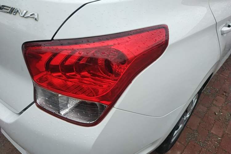 Used Hyundai Verna (older generation) 2017 1.4L Manual Refreshed Version China V Standard Right Rear Taillight