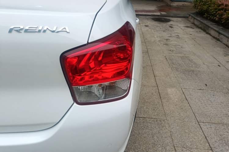 Used Hyundai Verna (older generation) 2017 1.4L Automatic YueXiang Edition China V-standard Right Rear Taillight