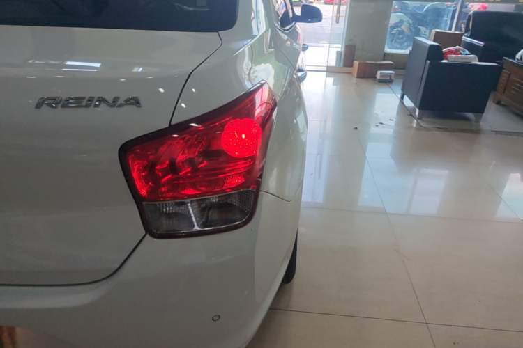 Used Hyundai Verna (older generation) 2017 1.4L Automatic YueXiang Edition China V-standard Right Rear Taillight