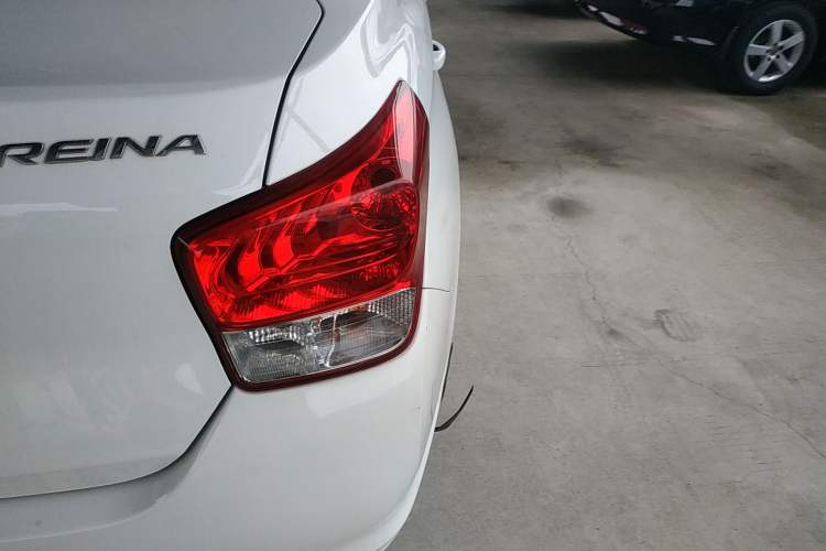 Used Hyundai Verna (older generation) 2017 1.4L Manual Refreshed Version China VI Standard Right Rear Taillight