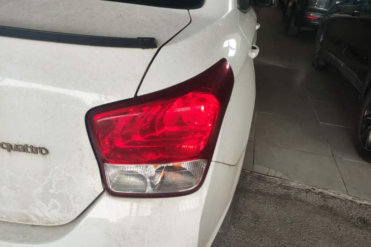 Used Hyundai Verna (older generation) 2017 1.4L Manual Refreshed Version China V Standard Right Rear Taillight