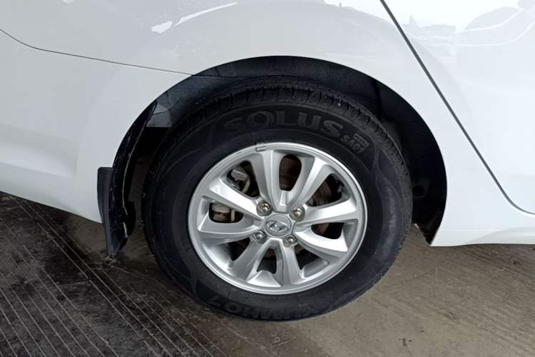 Used Hyundai Verna (older generation) 2017 1.4L Automatic YueXiang Edition China V-standard Right Rear Wheel Hub
