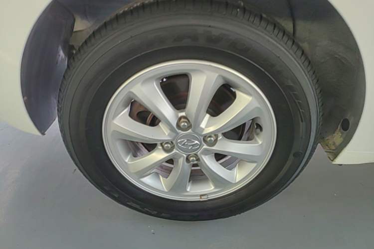 Used Hyundai Verna (older generation) 2017 1.4L Automatic YueXiang Edition China VI Standard Right Rear Wheel Hub