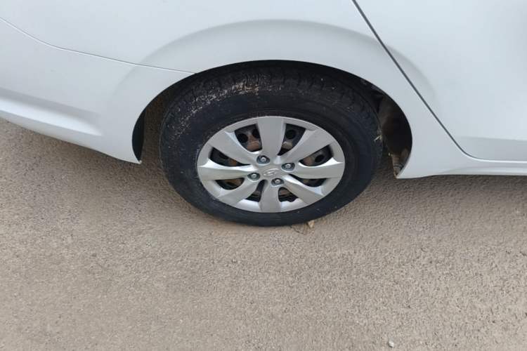 Used Hyundai Verna (older generation) 2017 1.4L Manual Refreshed Version China V Standard Right Rear Wheel Hub