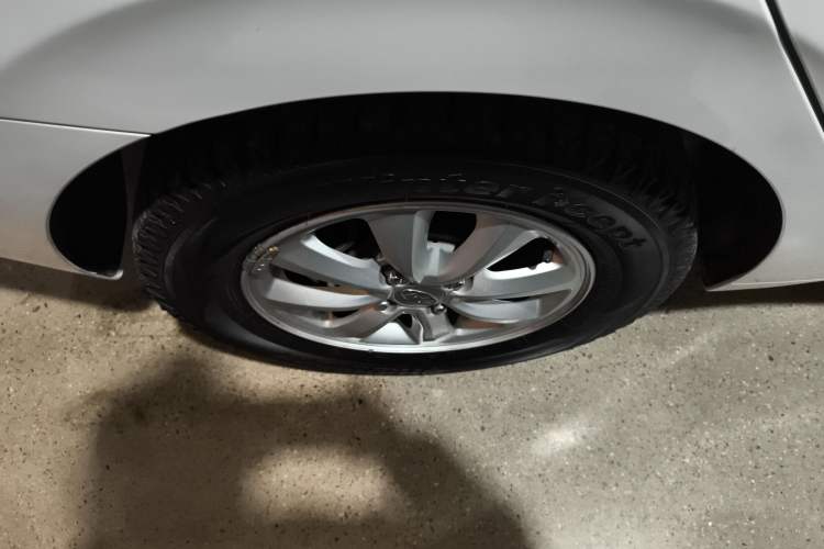 Used Hyundai Verna (older generation) 2017 1.4L Automatic YueXiang Edition China VI Standard Right Rear Wheel Hub