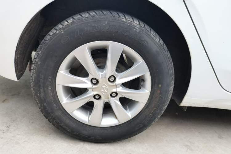 Used Hyundai Verna (older generation) 2017 1.4L Manual Refreshed Version China V Standard Right Rear Wheel Hub
