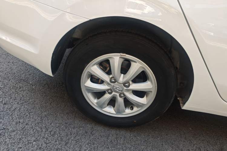 Used Hyundai Verna (older generation) 2017 1.4L Automatic YueXiang Edition China VI Standard Right Rear Wheel Hub