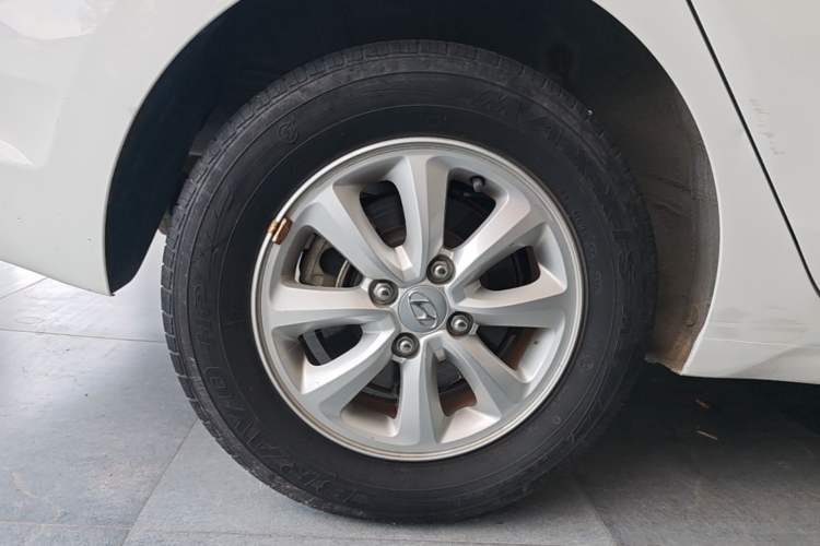 Used Hyundai Verna (older generation) 2017 1.4L Manual Huancai Edition China VI Right Rear Wheel Hub