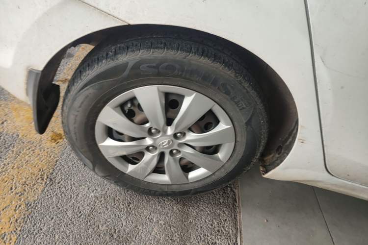 Used Hyundai Verna (older generation) 2017 1.4L Manual Refreshed Version China V Standard Right Rear Wheel Hub