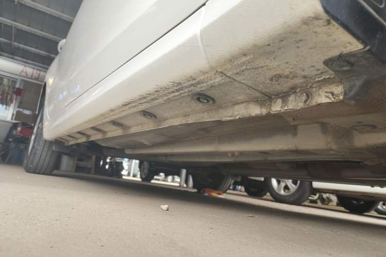Used Hyundai Verna (older generation) 2017 1.4L Manual Huancai Edition China V Standard Right Side Sill