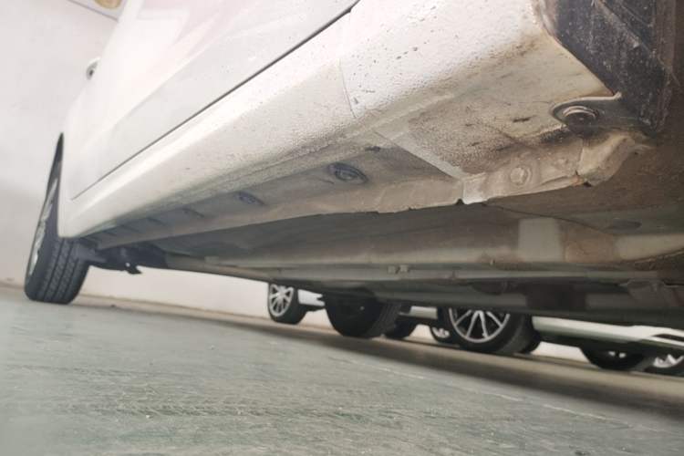 Used Hyundai Verna (older generation) 2017 1.4L Manual Refreshed Version China V Standard Right Side Sill