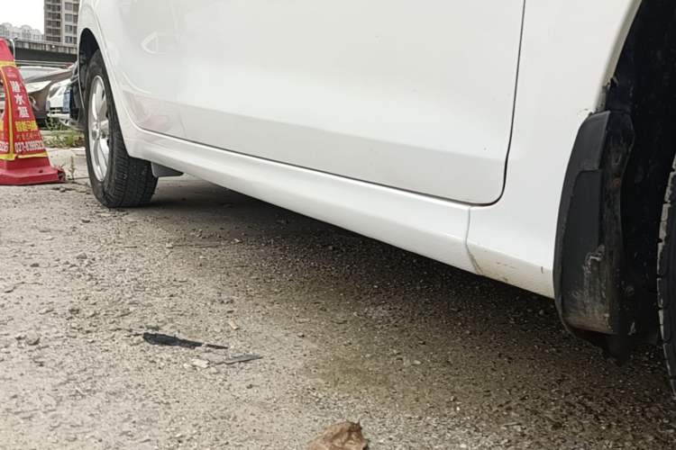 Used Hyundai Verna (older generation) 2017 1.4L Manual Huancai Edition China V Standard Right Side Sill