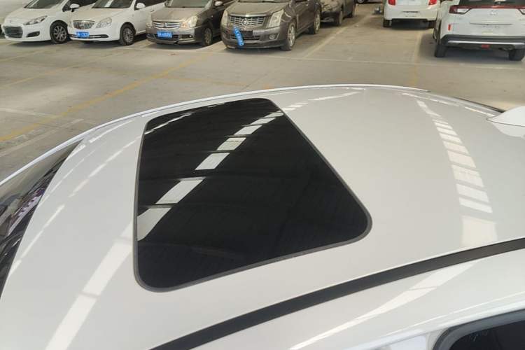 Used Hyundai Verna (older generation) 2017 1.4L Automatic YueXiang Edition China V-standard Roof