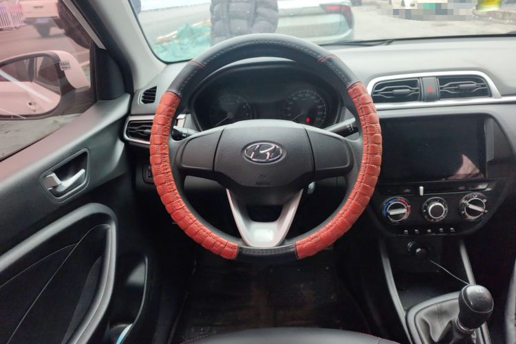 Used Hyundai Verna (older generation) 2017 1.4L Manual Huancai Edition China V Standard Steering Wheel