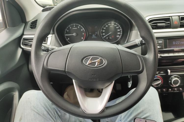 Used Hyundai Verna (older generation) 2017 1.4L Manual Huancai Edition China V Standard Steering Wheel