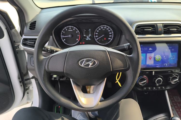 Used Hyundai Verna (older generation) 2017 1.4L Manual Refreshed Version China VI Standard Steering Wheel