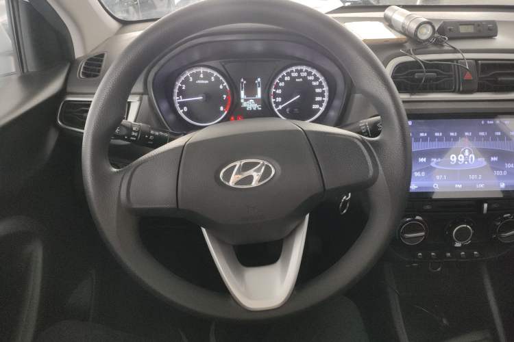 Used Hyundai Verna (older generation) 2017 1.4L Manual Huancai Edition China V Standard Steering Wheel