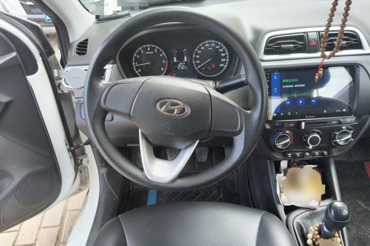 Used Hyundai Verna (older generation) 2017 1.4L Manual Refreshed Version China VI Standard Steering Wheel