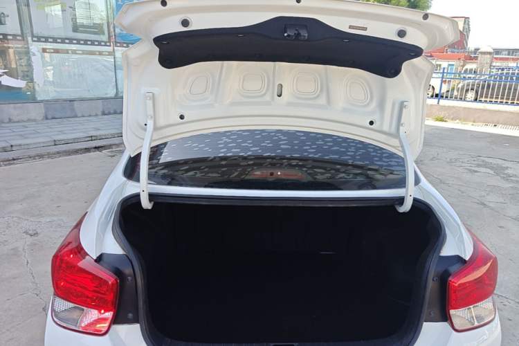 Used Hyundai Verna (older generation) 2017 1.4L Manual Huancai Edition China V Standard Trunk