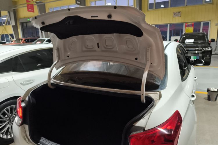 Used Hyundai Verna (older generation) 2017 1.4L Automatic YueXiang Edition China VI Standard Trunk