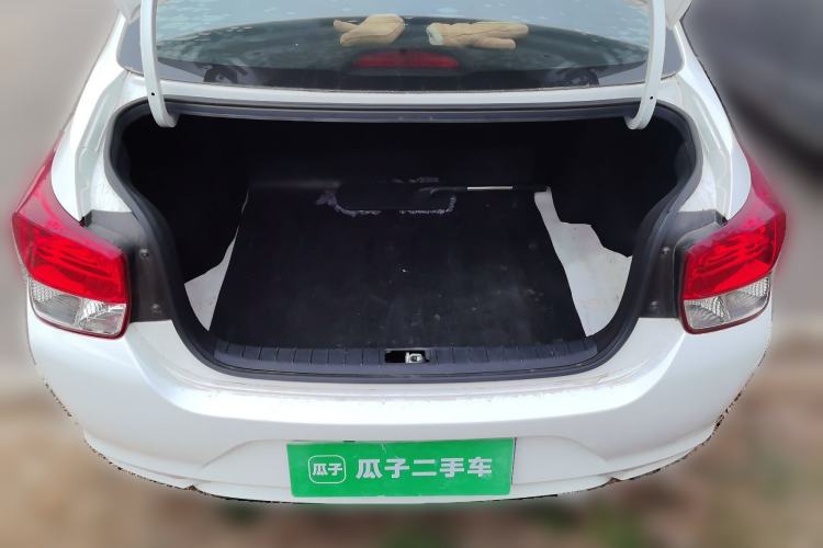 Used Hyundai Verna (older generation) 2017 1.4L Manual Refreshed Version China V Standard Trunk