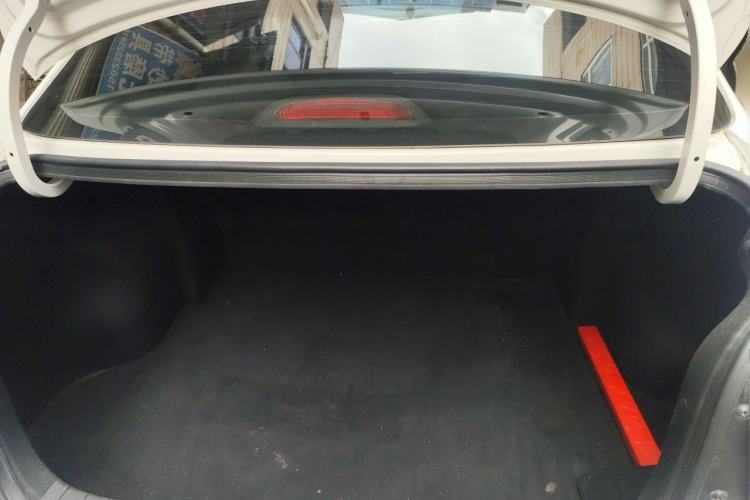 Used Hyundai Verna (older generation) 2017 1.4L Automatic YueXiang Edition China V-standard Trunk