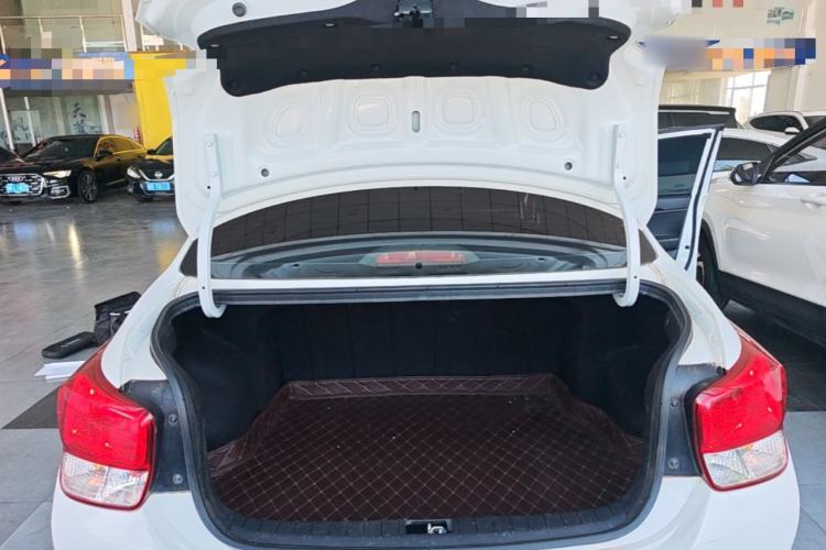 Used Hyundai Verna (older generation) 2017 1.4L Manual Huancai Edition China VI Trunk