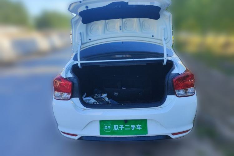 Used Hyundai Verna (older generation) 2017 1.4L Manual Refreshed Version China V Standard Trunk