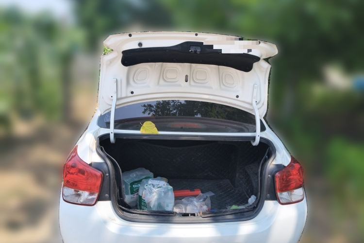 Used Hyundai Verna (older generation) 2017 1.4L Manual Refreshed Version China VI Standard Trunk