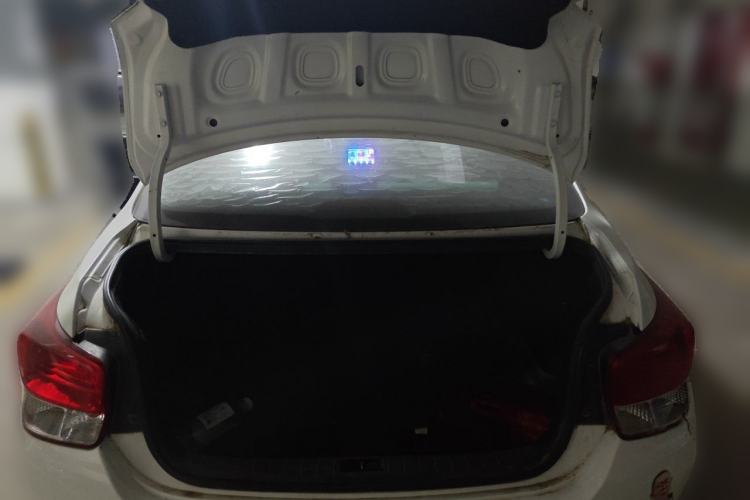 Used Hyundai Verna (older generation) 2017 1.4L Manual Refreshed Version China V Standard Trunk