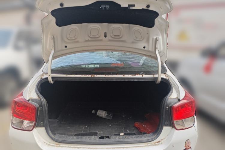 Used Hyundai Verna (older generation) 2017 1.4L Manual Refreshed Version China V Standard Trunk