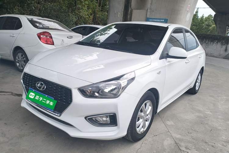 Used Hyundai Verna (older generation) 2017 1.4L Automatic YueXiang Edition China VI Standard Guazi used car, China used car export, Used car for sale, Used cars, Cheapest cars for sale